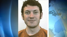 James Holmes, un estudiante y el responsable del tiroteo que mató a 12 personas supuestamente se creía el "Guasón" y recreó una escena de Bane en la película